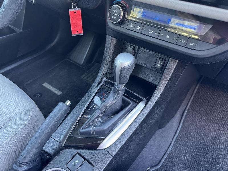 Toyota Corolla LE Eco 2015