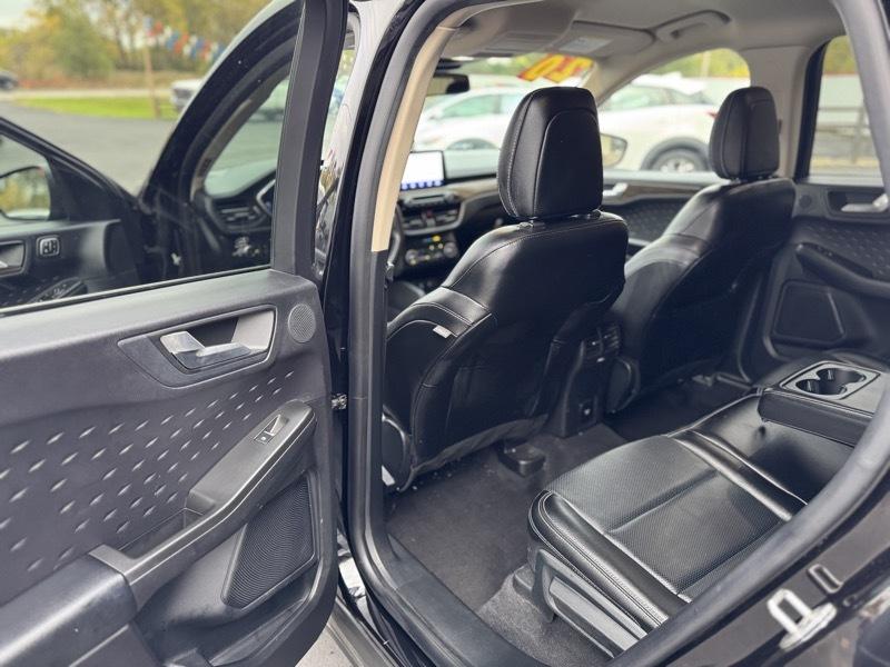 Ford Escape Titanium 4WD 2020