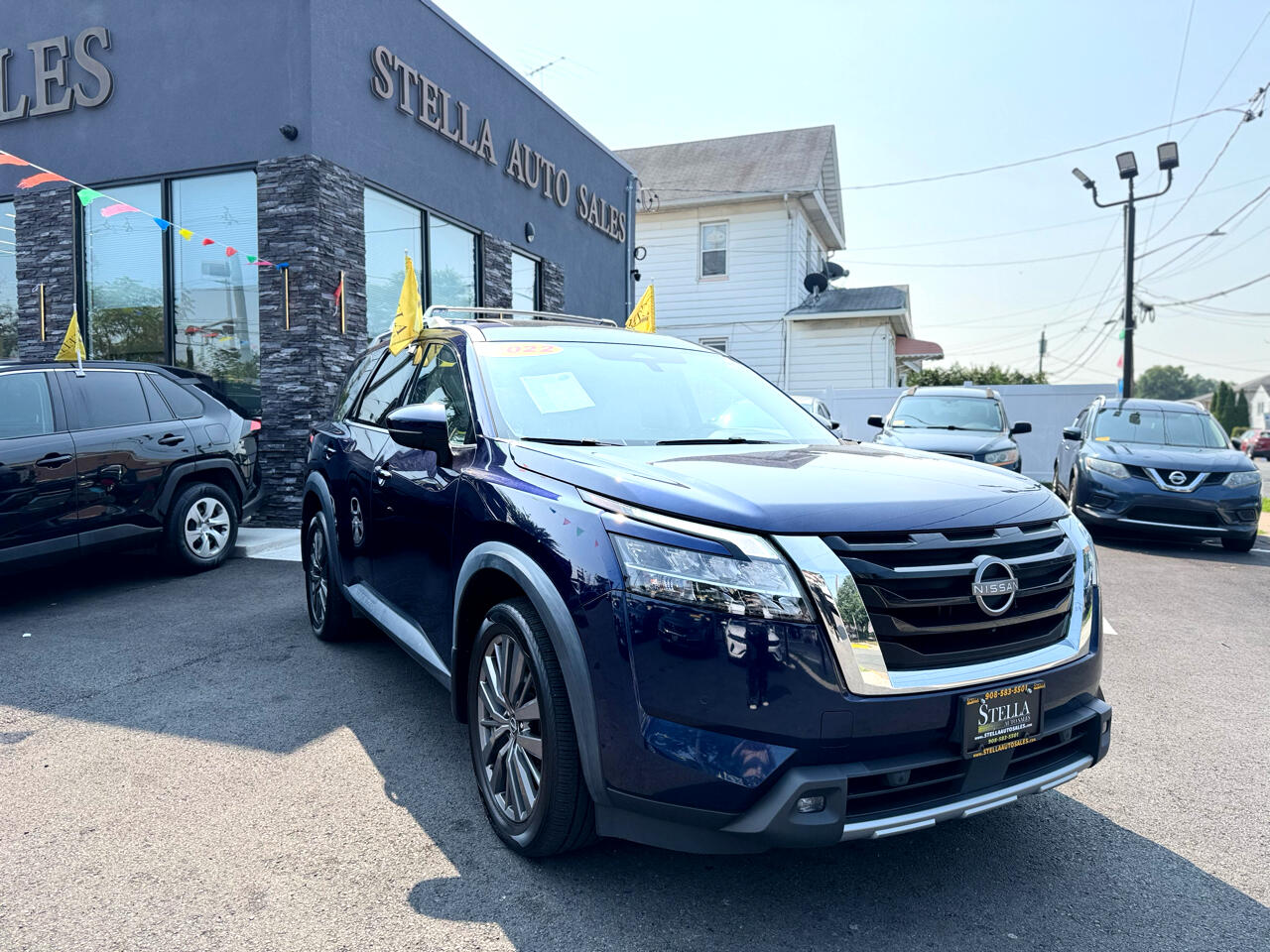 Nissan Pathfinder SL 4WD 2022 Nissan Pathfinder SL 4WD 2022