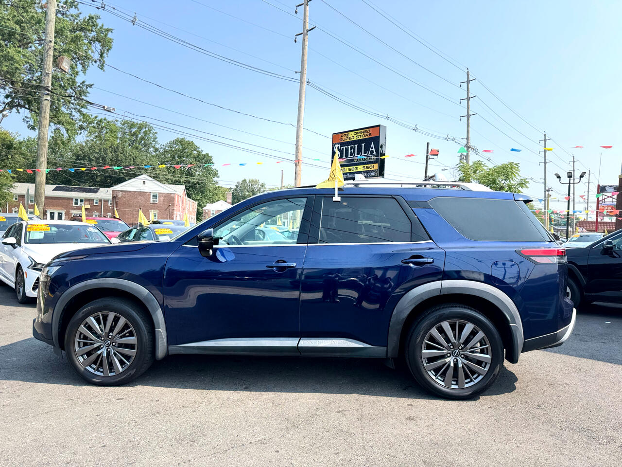 Nissan Pathfinder SL 4WD 2022 Nissan Pathfinder SL 4WD 2022