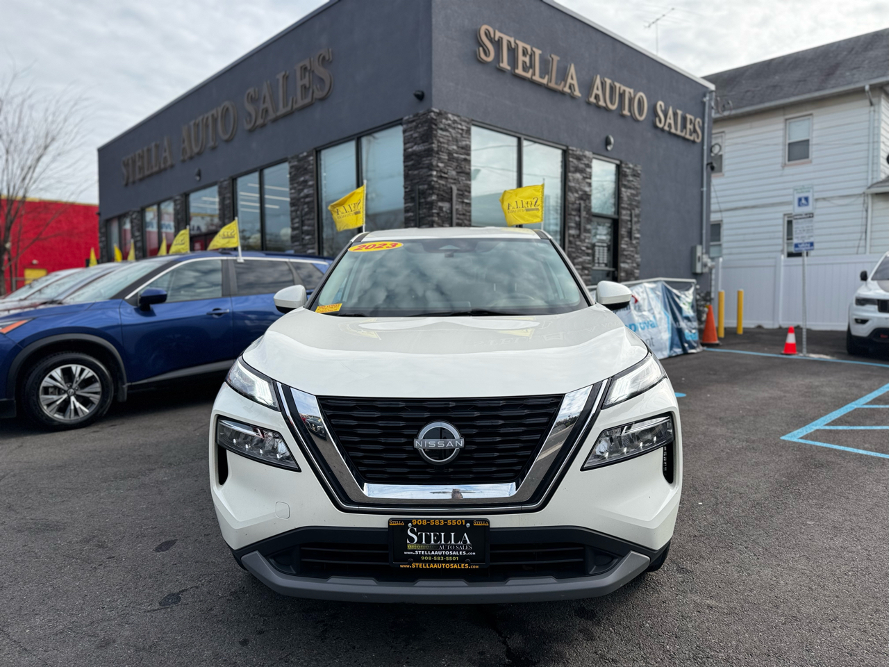 2023 Nissan Rogue SV