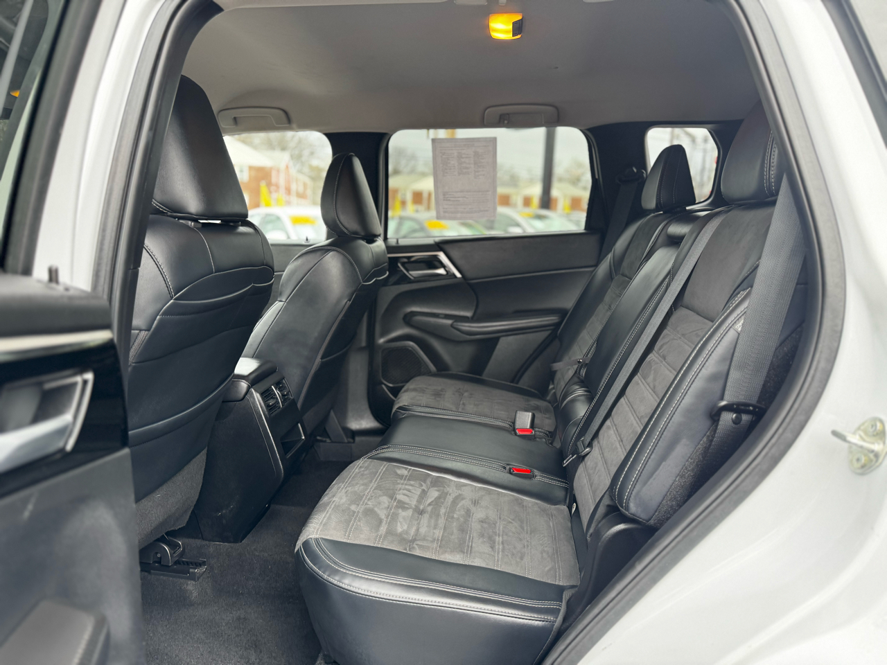 Mitsubishi Outlander SE 4WD 2024