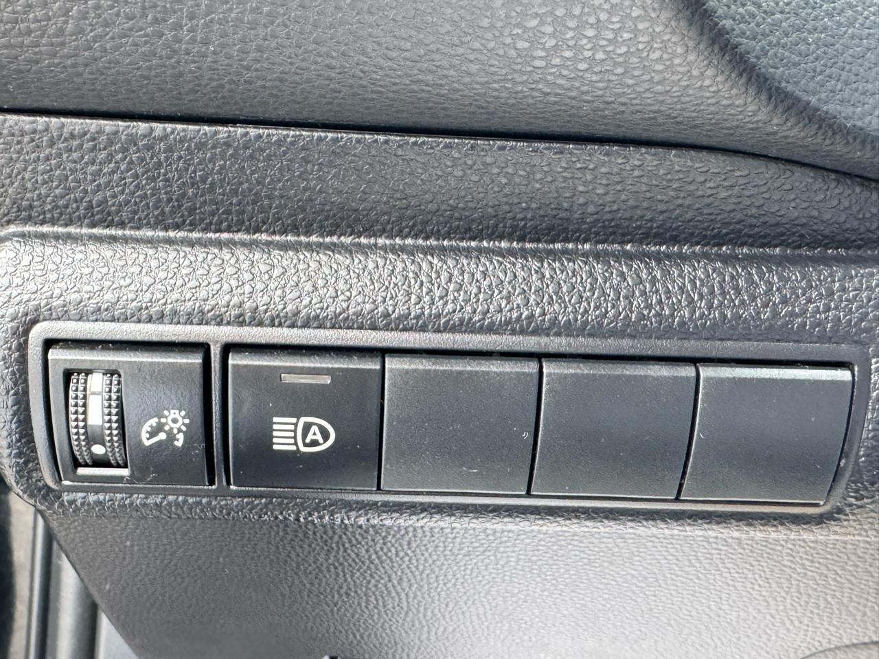 Toyota Corolla LE 2023