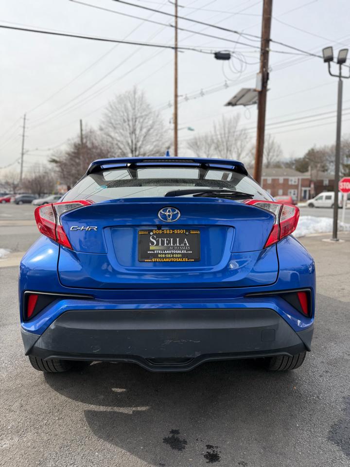 Toyota C-HR XLE 2021