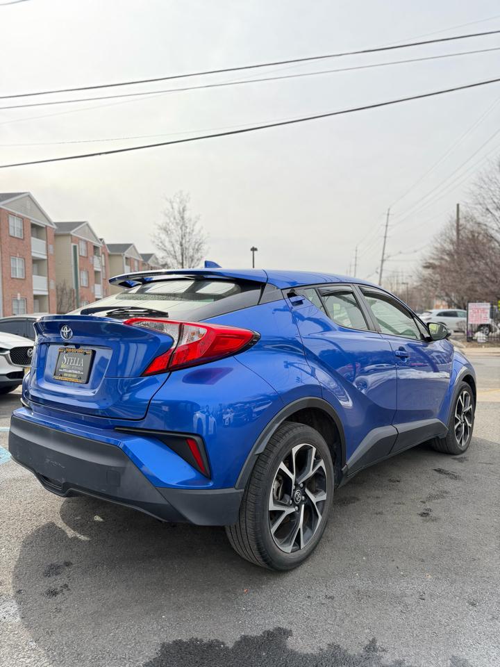 Toyota C-HR XLE 2021