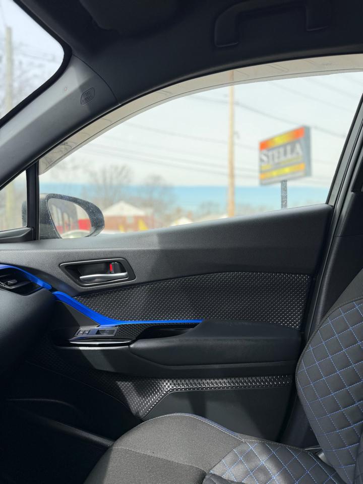 Toyota C-HR XLE 2021