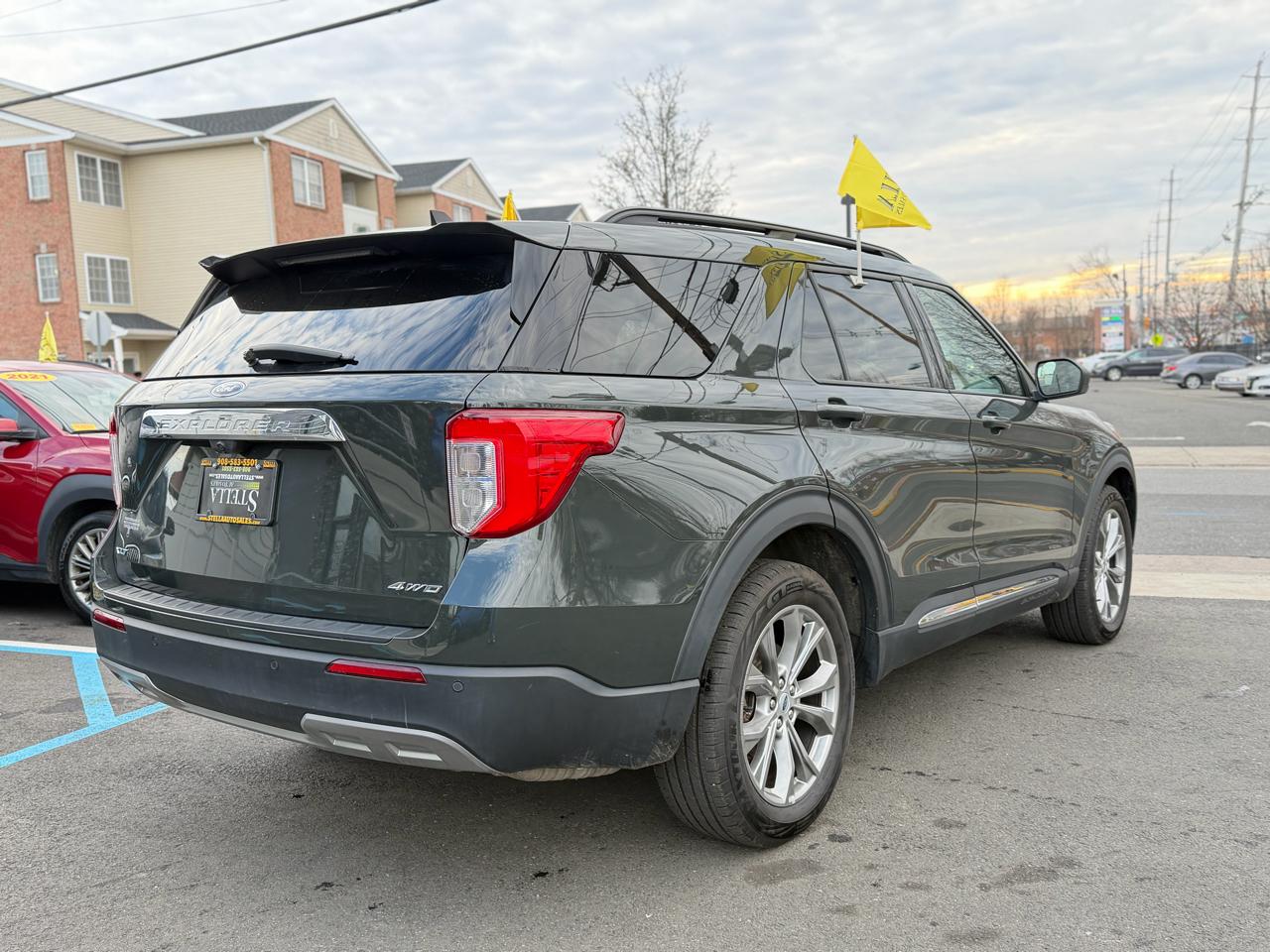 Ford Explorer XLT AWD 2022