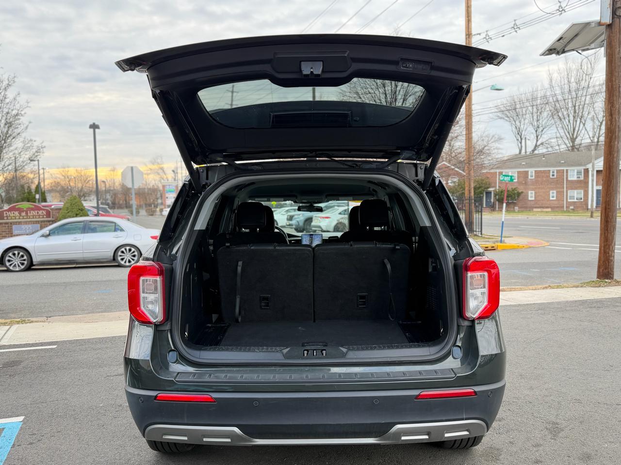 Ford Explorer XLT AWD 2022