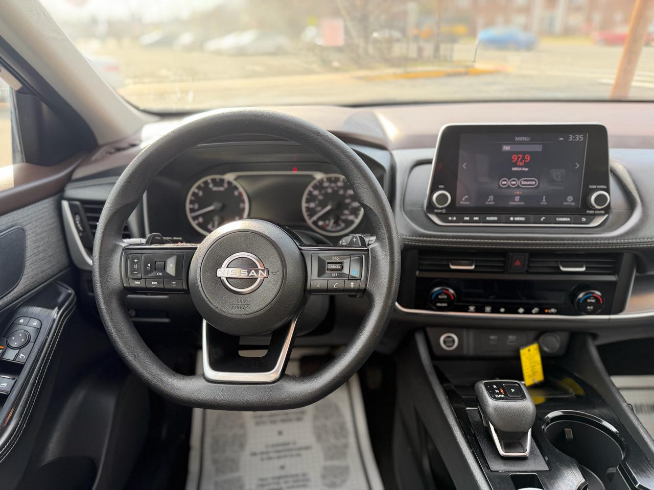 Nissan Rogue SV 2023