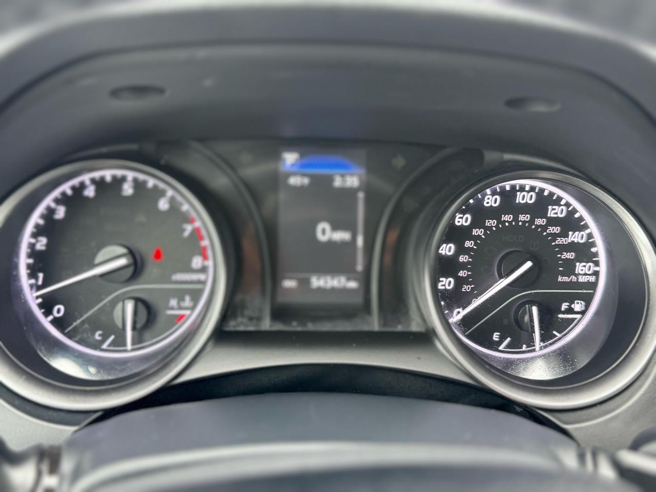 Toyota Camry SE 2023