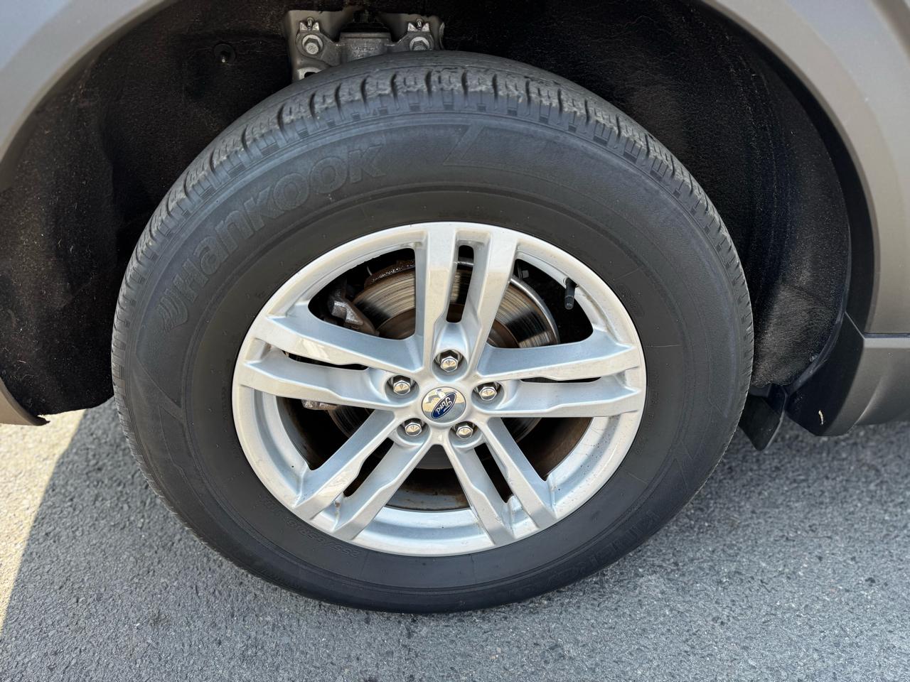 Ford Explorer XLT AWD 2020