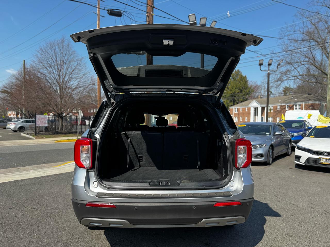 Ford Explorer XLT AWD 2020