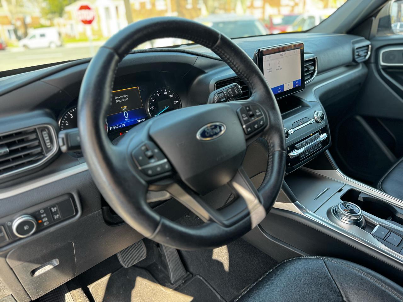 Ford Explorer XLT AWD 2020