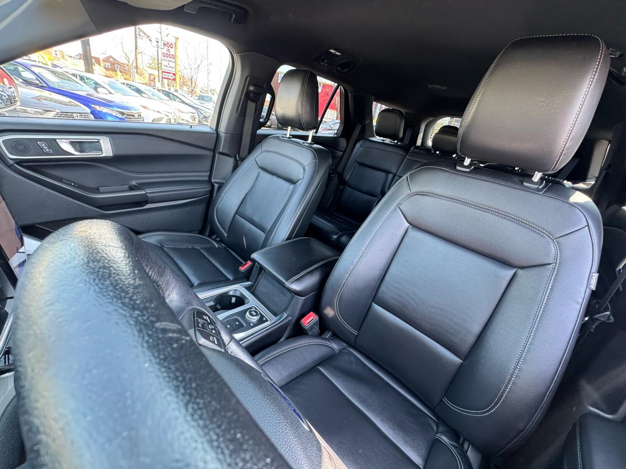 Ford Explorer XLT AWD 2020