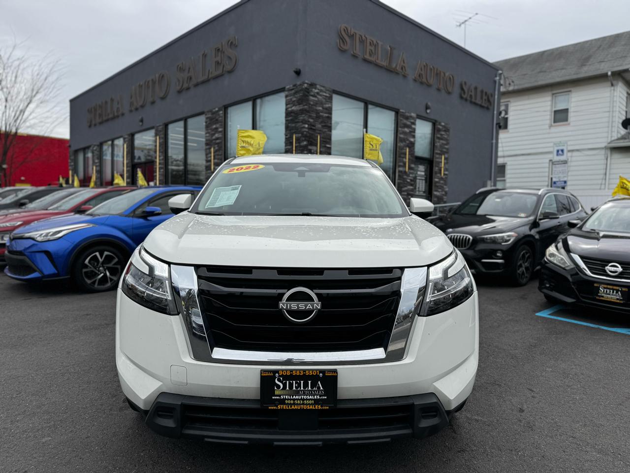 2022 Nissan Pathfinder S 4WD