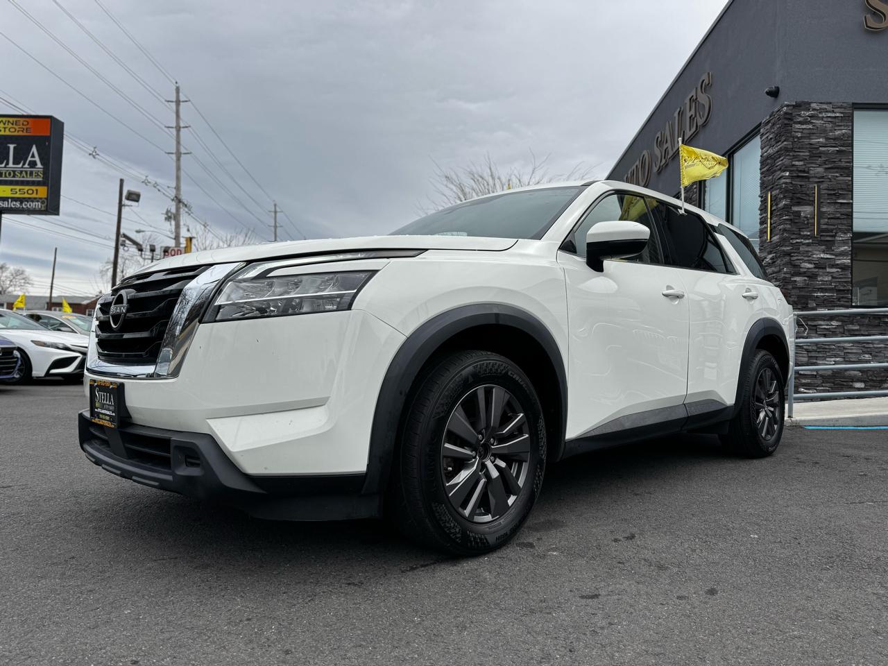 Nissan Pathfinder S 4WD 2022
