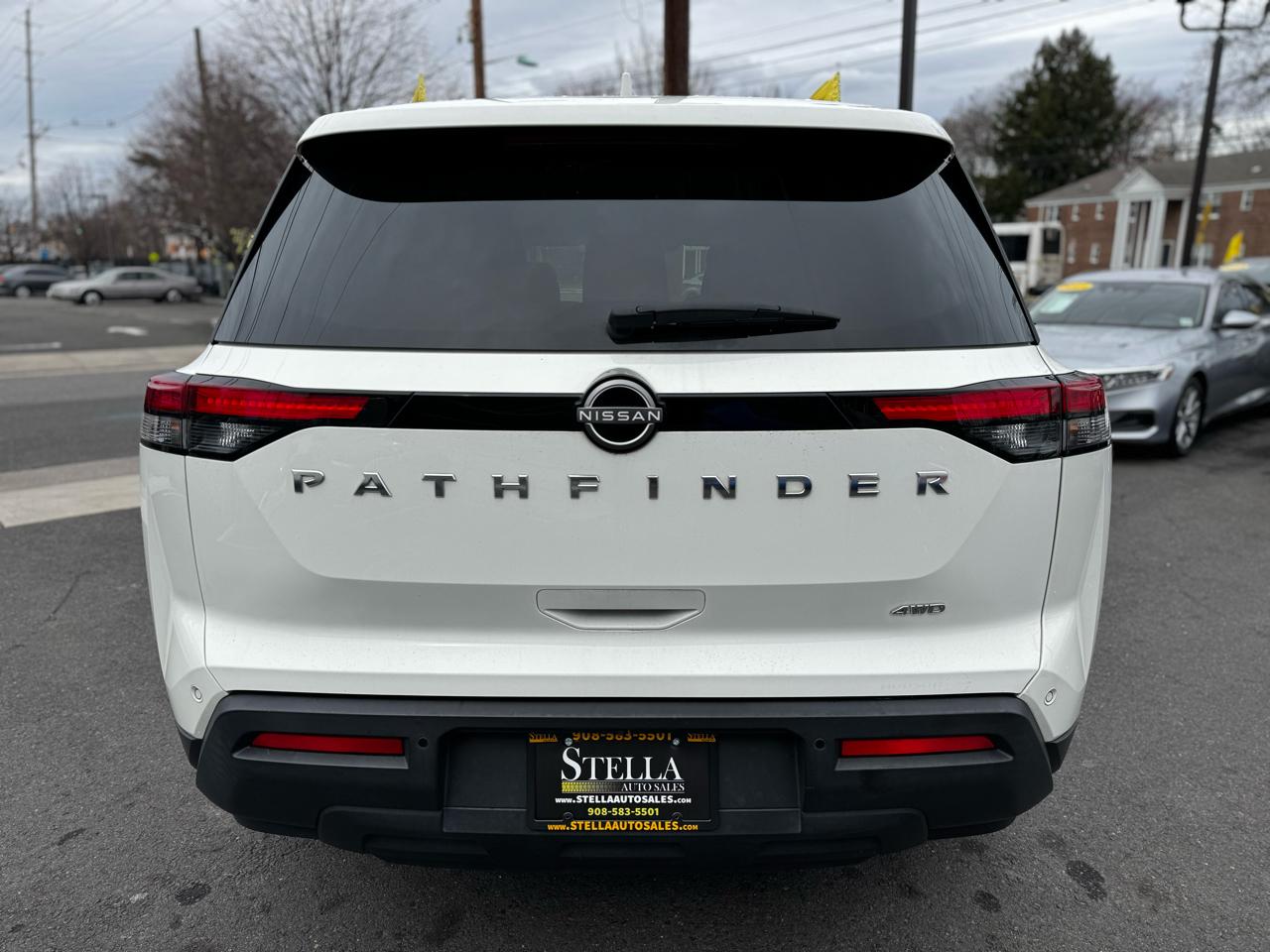 Nissan Pathfinder S 4WD 2022