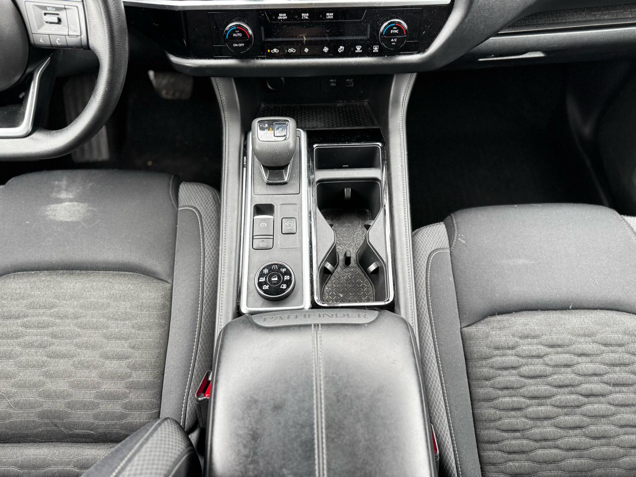 Nissan Pathfinder S 4WD 2022