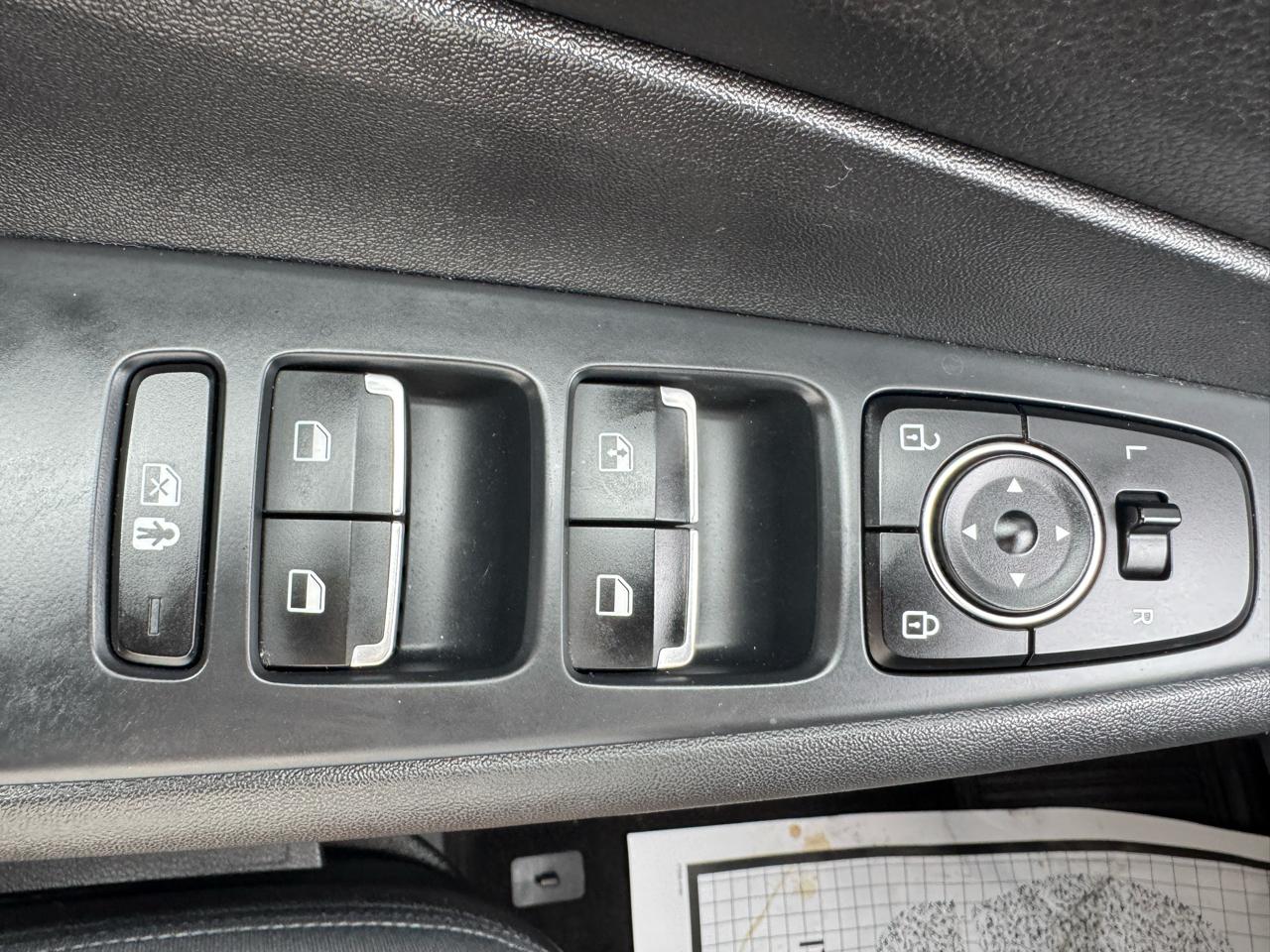 Hyundai Santa Fe SE AWD 2022