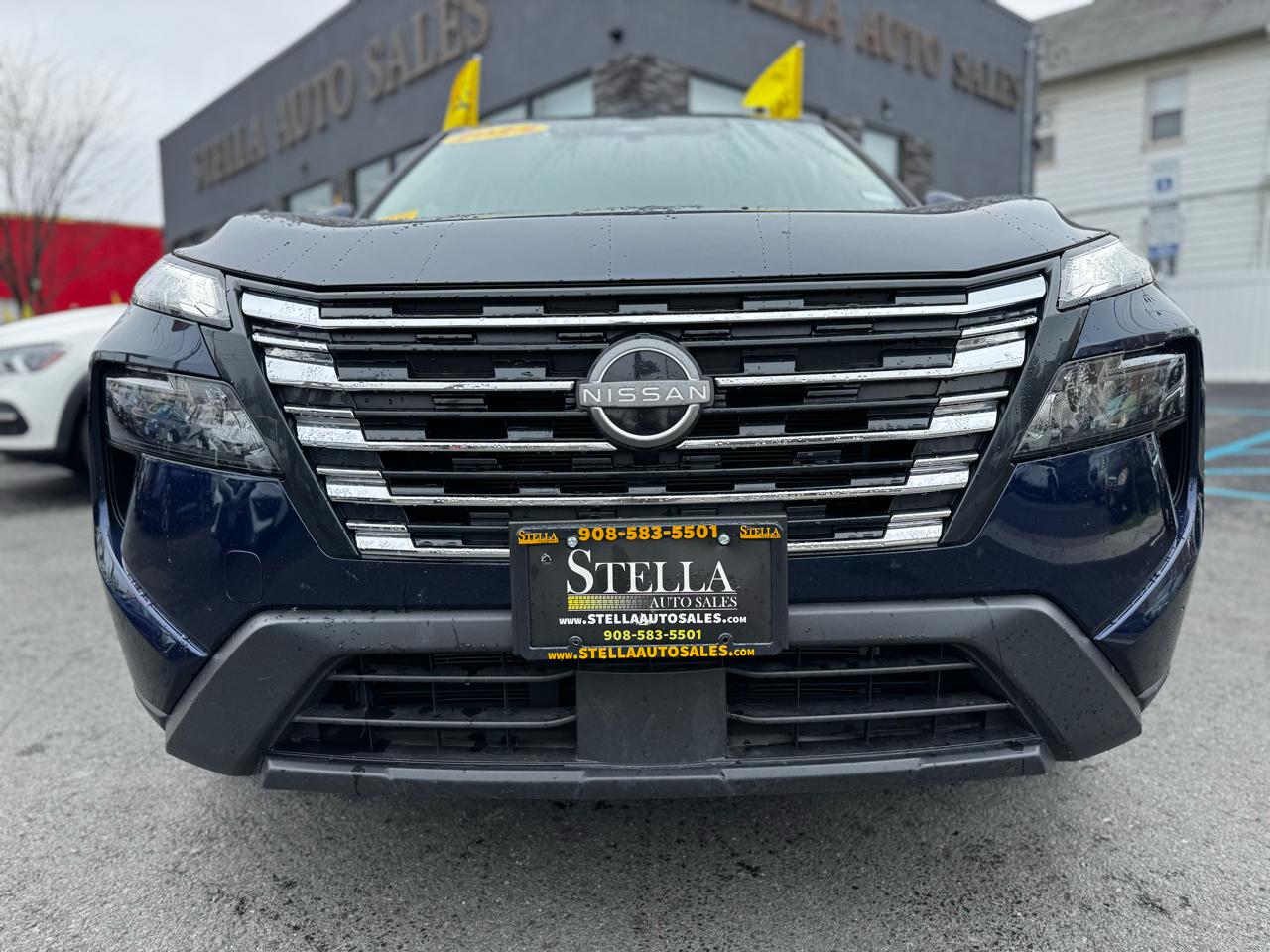 Nissan Rogue SV 2024