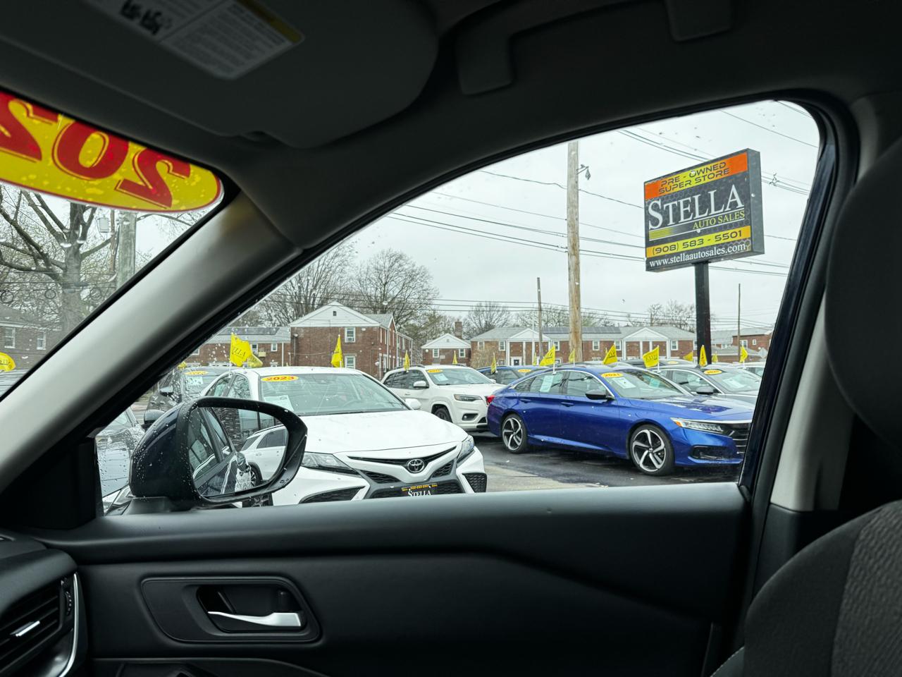 Nissan Rogue SV 2024