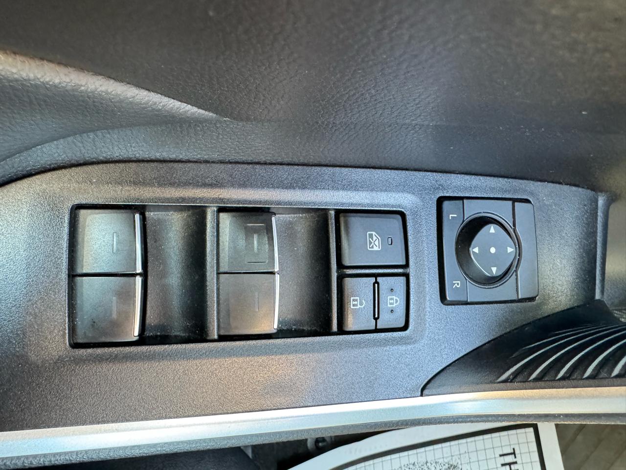 Toyota RAV4 XLE 2024