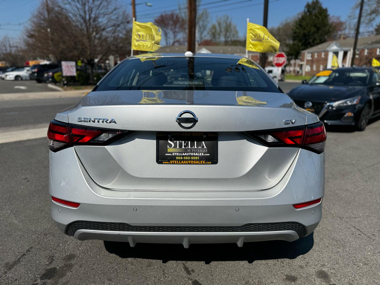 Nissan Sentra SV 2022