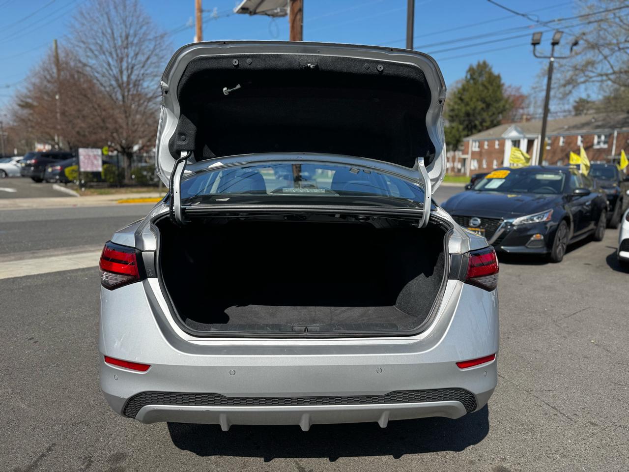 Nissan Sentra SV 2022