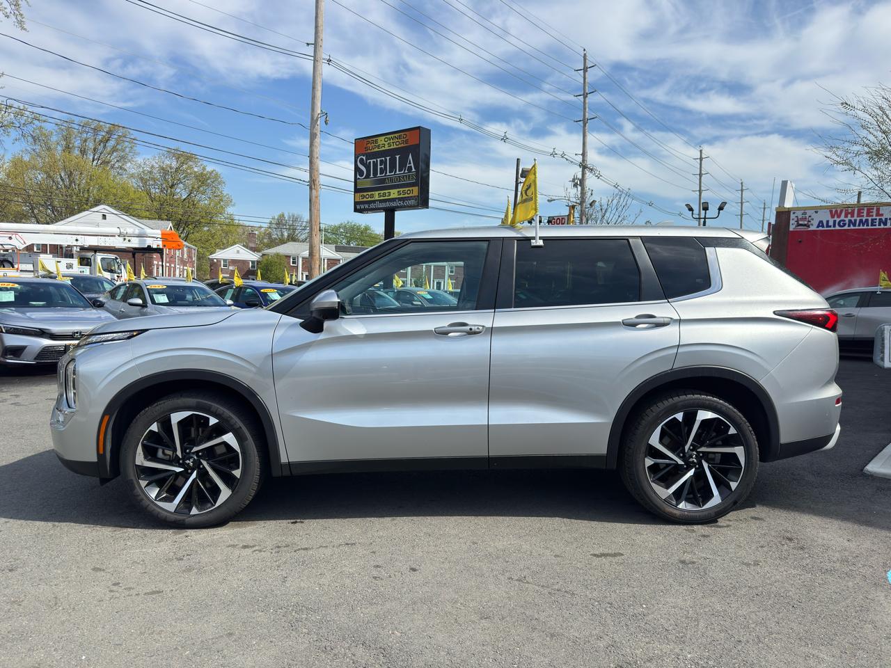 Mitsubishi Outlander SE 4WD 2023