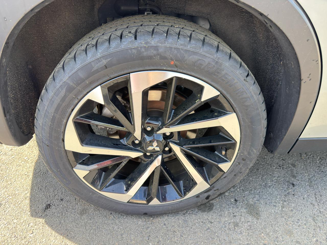 Mitsubishi Outlander SE 4WD 2023