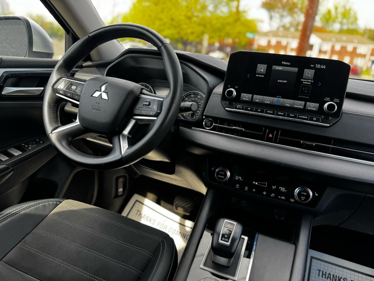 Mitsubishi Outlander SE 4WD 2023