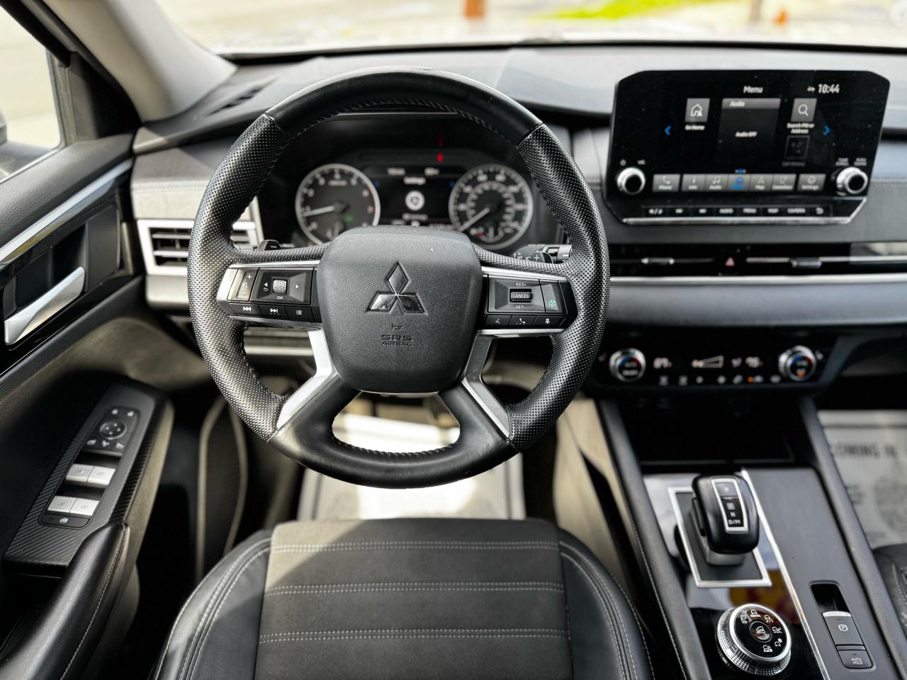 Mitsubishi Outlander SE 4WD 2023