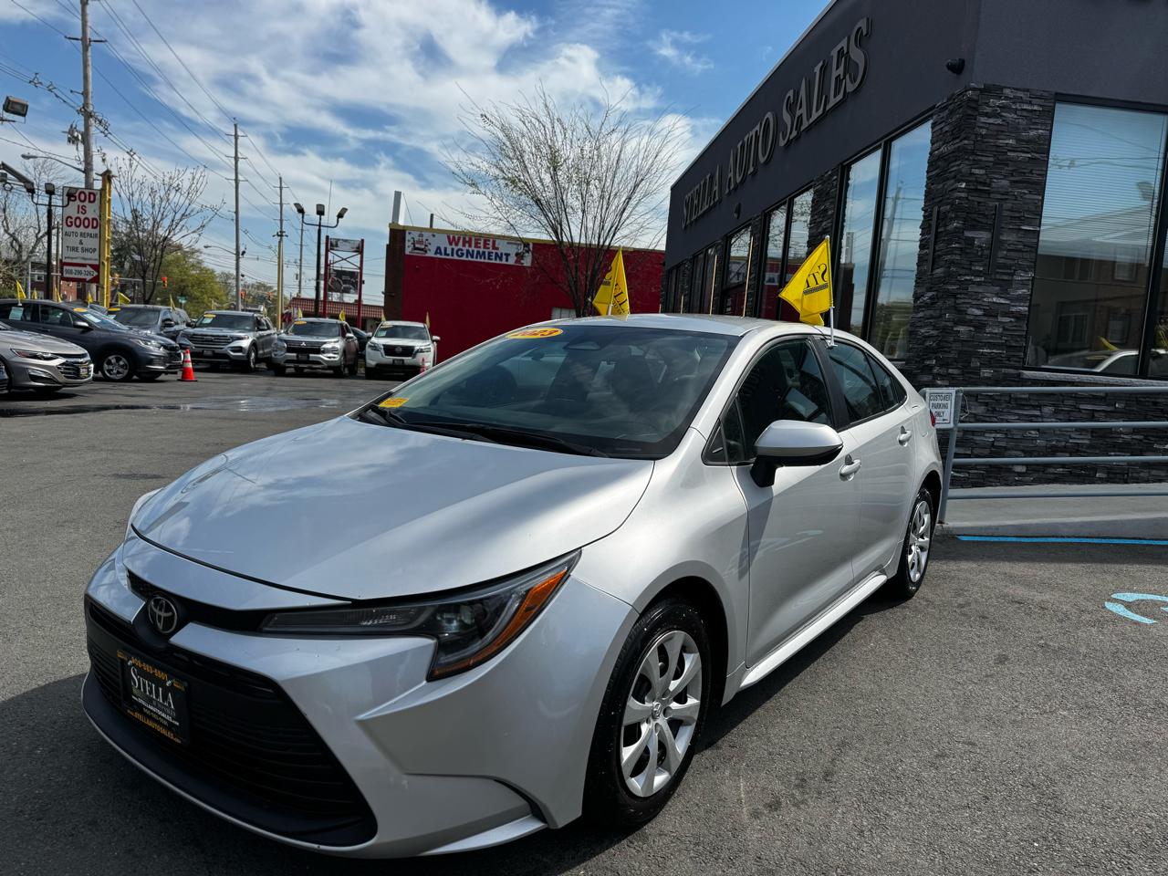 Toyota Corolla LE 2023