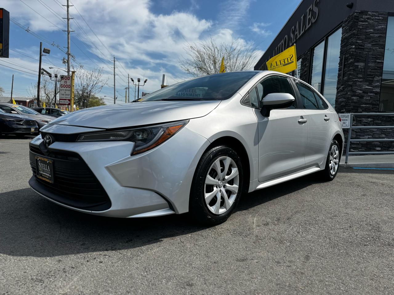 Toyota Corolla LE 2023