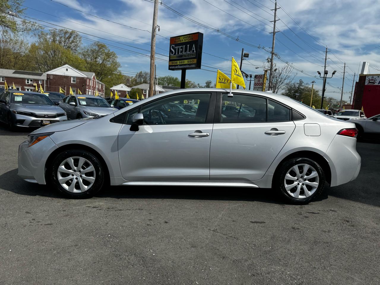 Toyota Corolla LE 2023