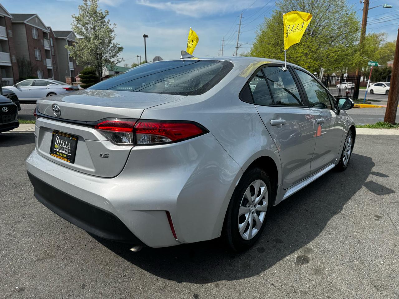 Toyota Corolla LE 2023