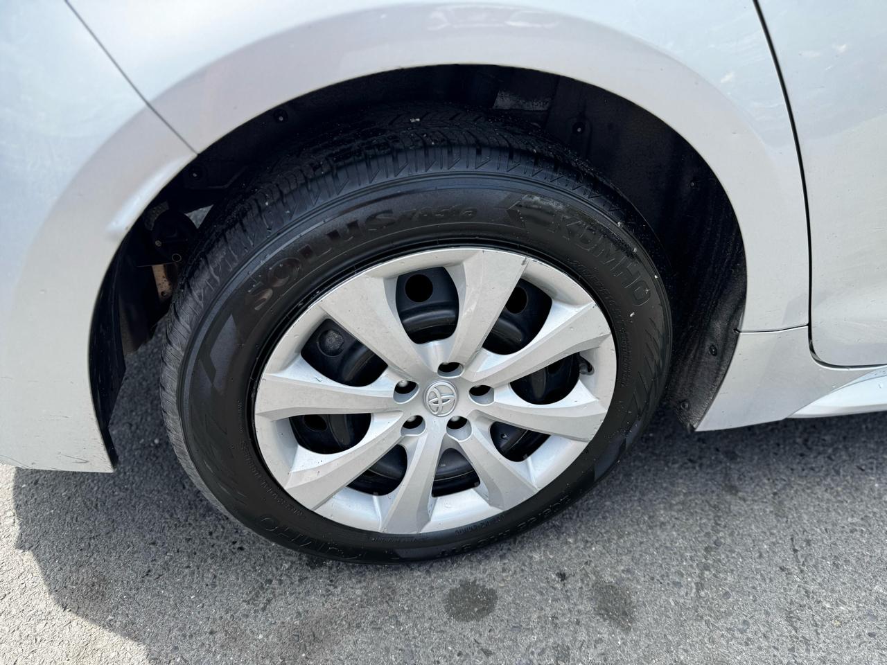 Toyota Corolla LE 2023