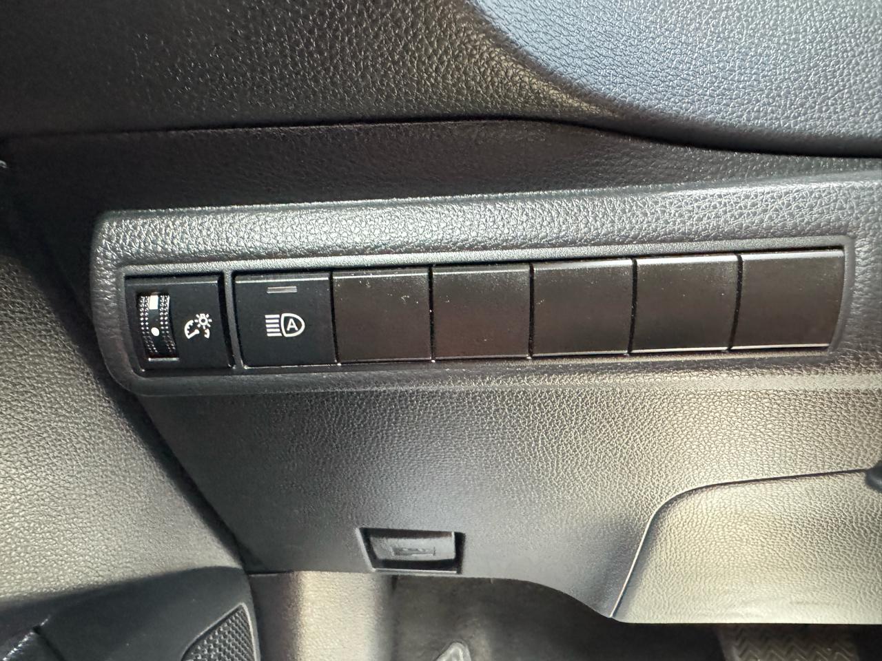 Toyota Corolla LE 2023