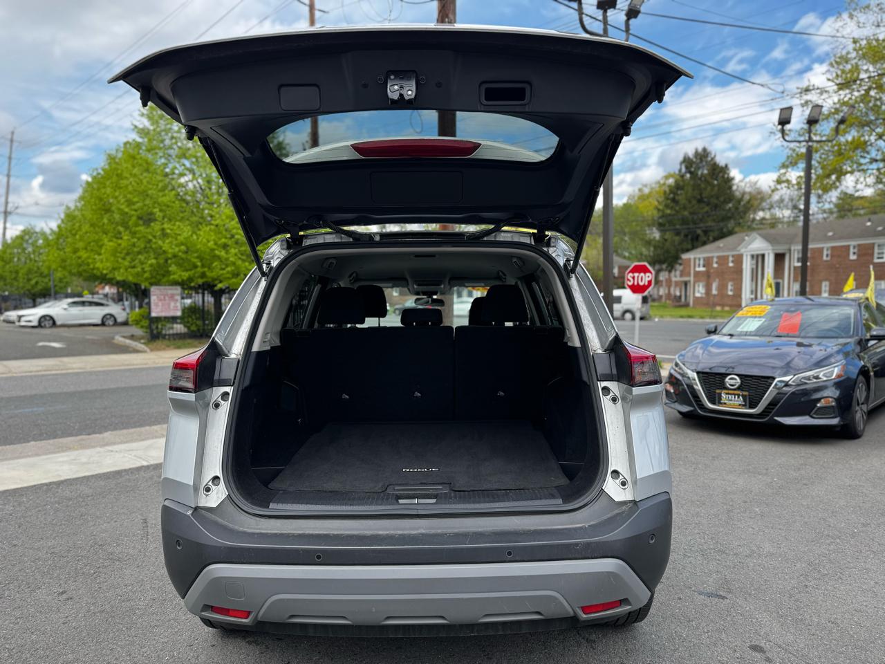 Nissan Rogue SV 2023