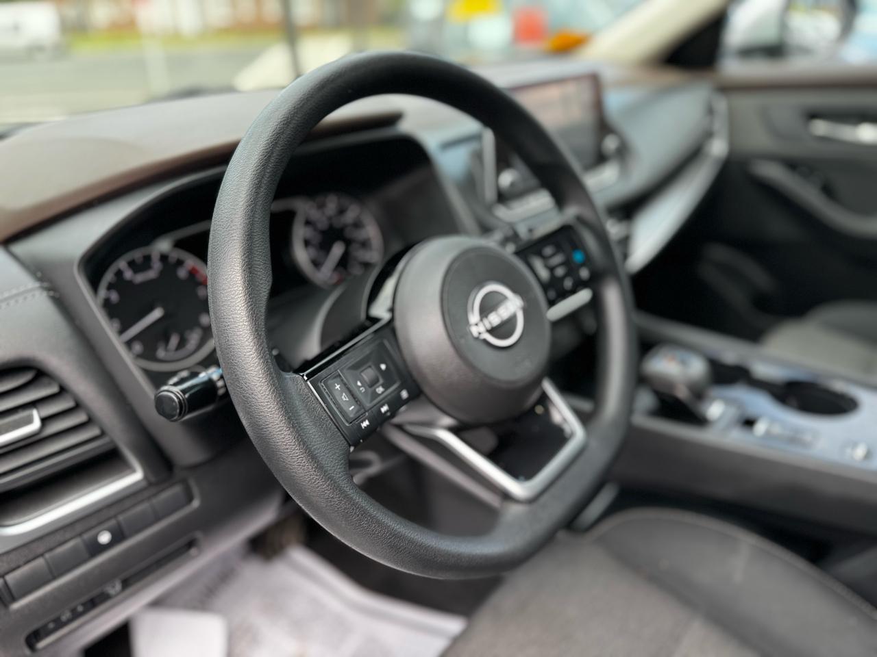 Nissan Rogue SV 2023