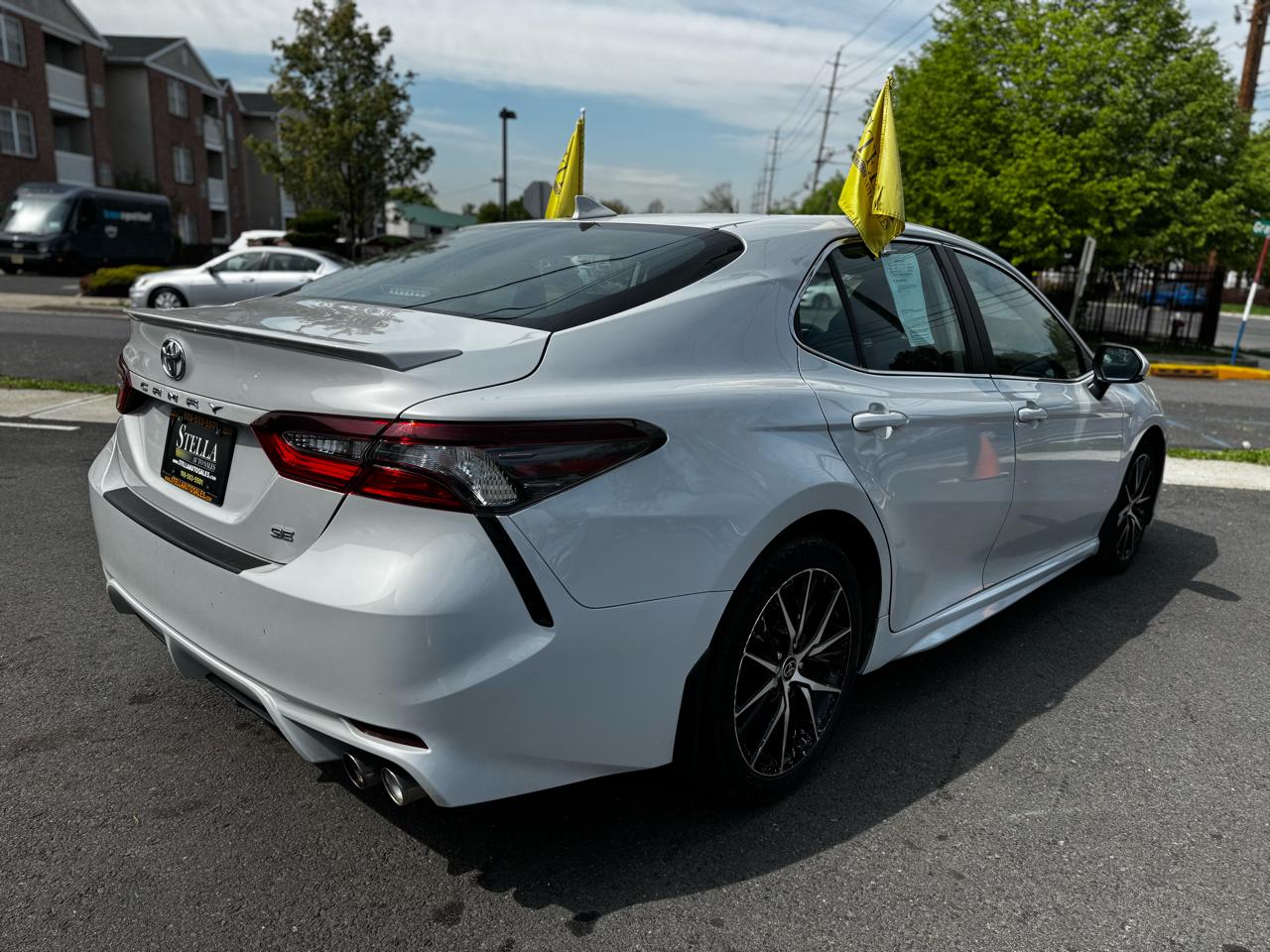 Toyota Camry SE 2024