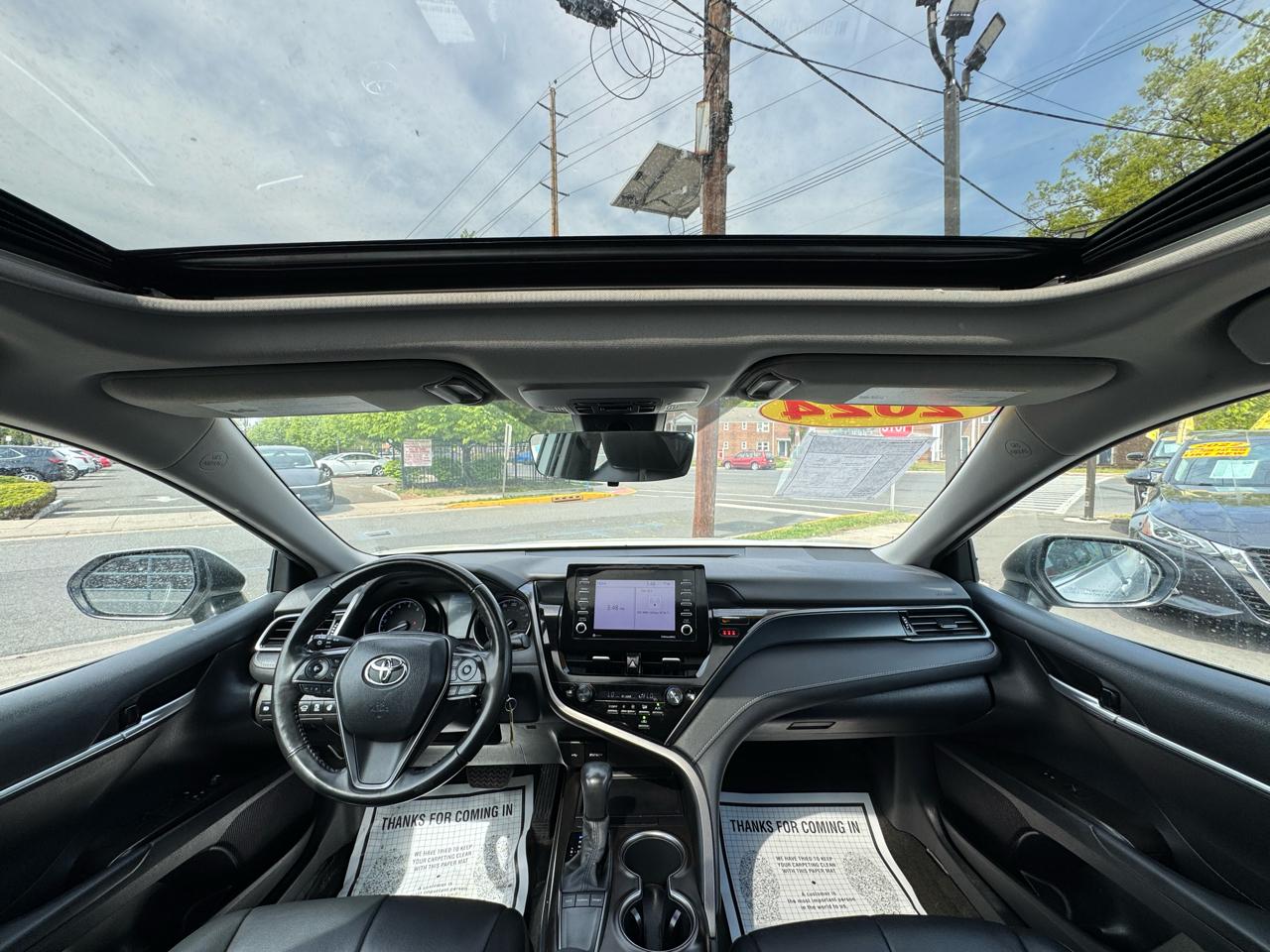 Toyota Camry SE 2024