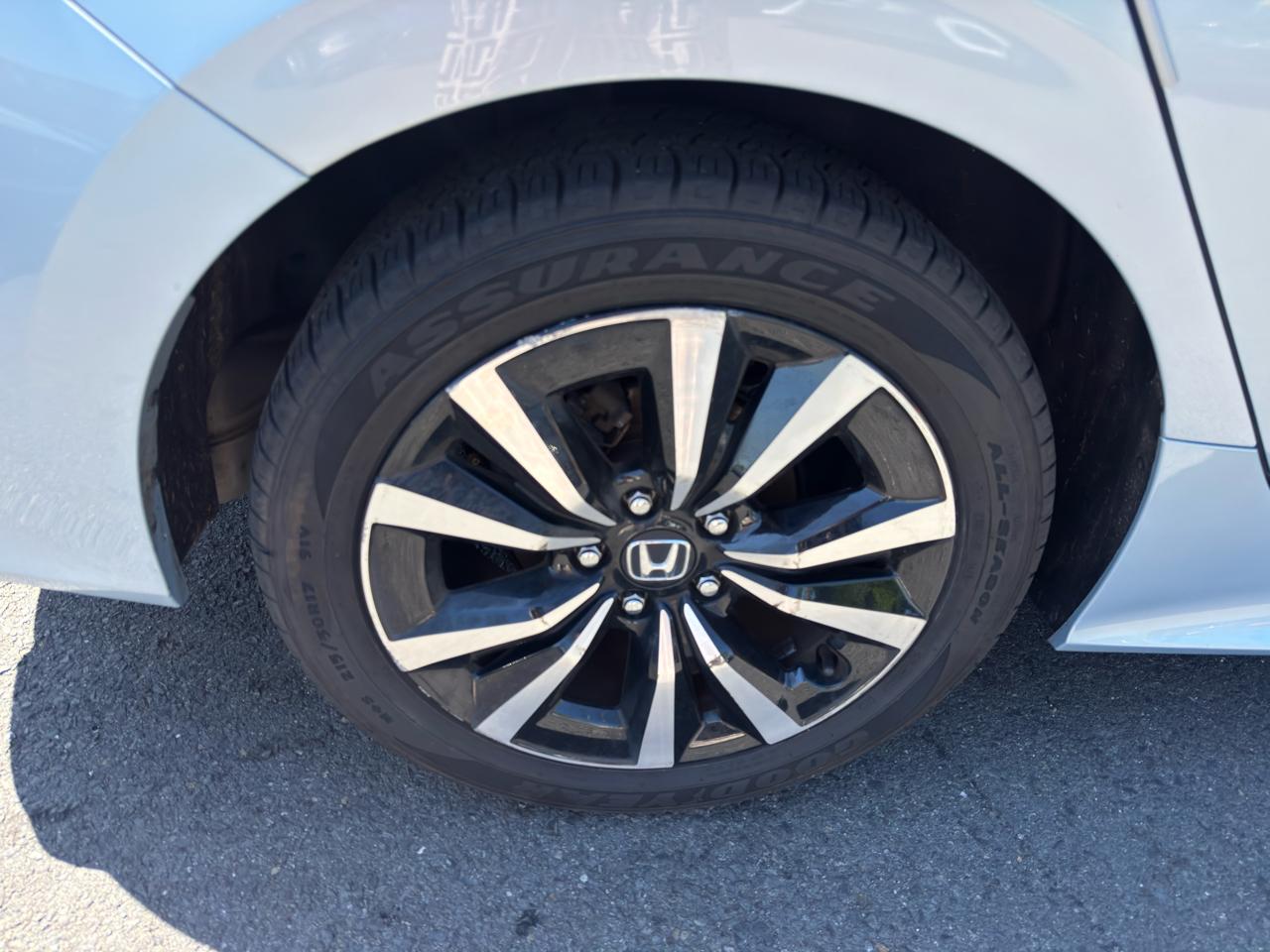 Honda Civic EX Sedan CVT 2022