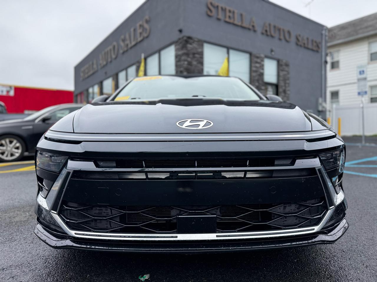 Hyundai Sonata SEL 2024