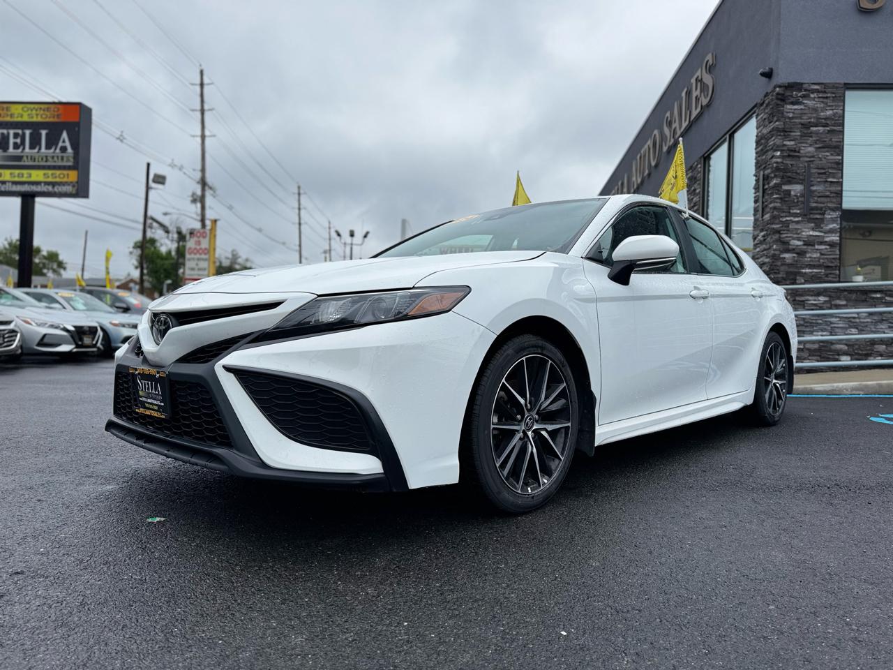 Toyota Camry SE Nightshade Edition 2024