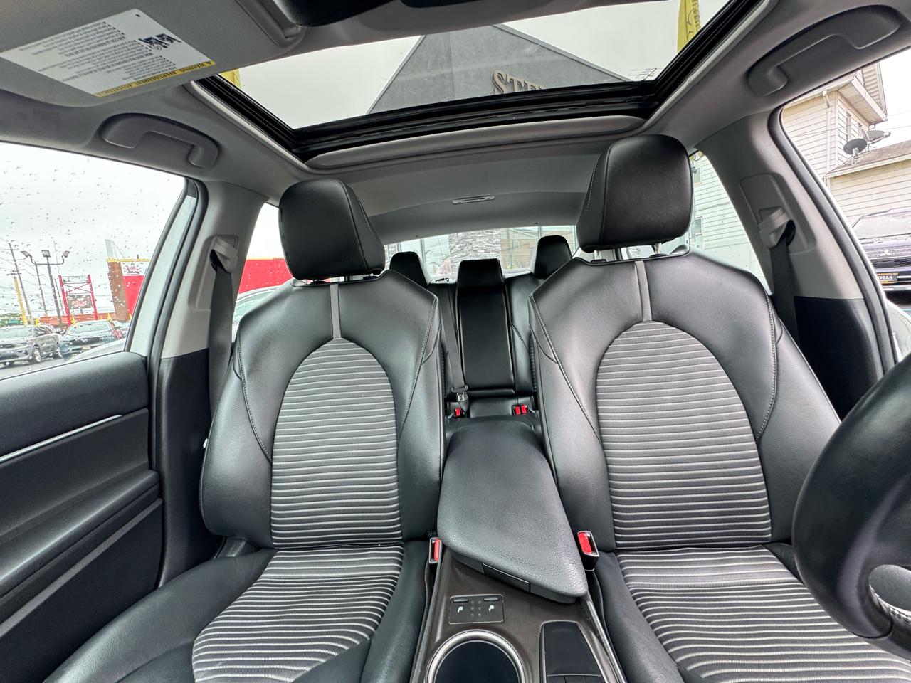 Toyota Camry SE Nightshade Edition 2024