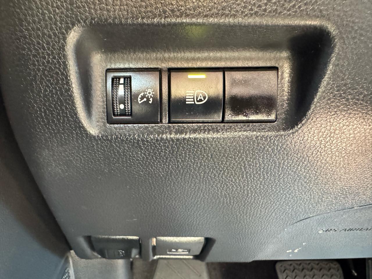 Toyota RAV4 XLE 2024