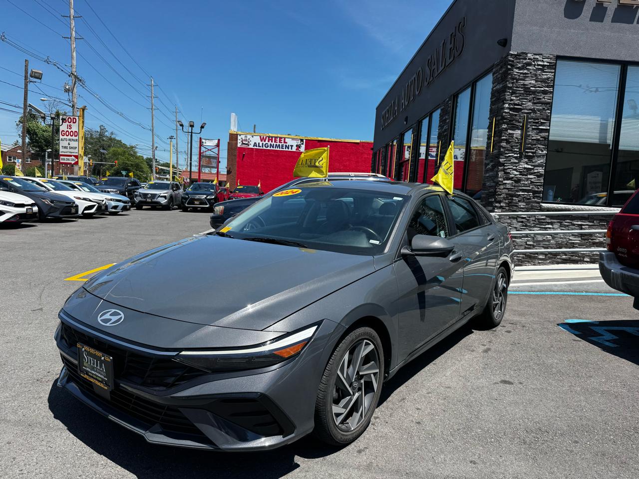 Hyundai Elantra Limited 2024