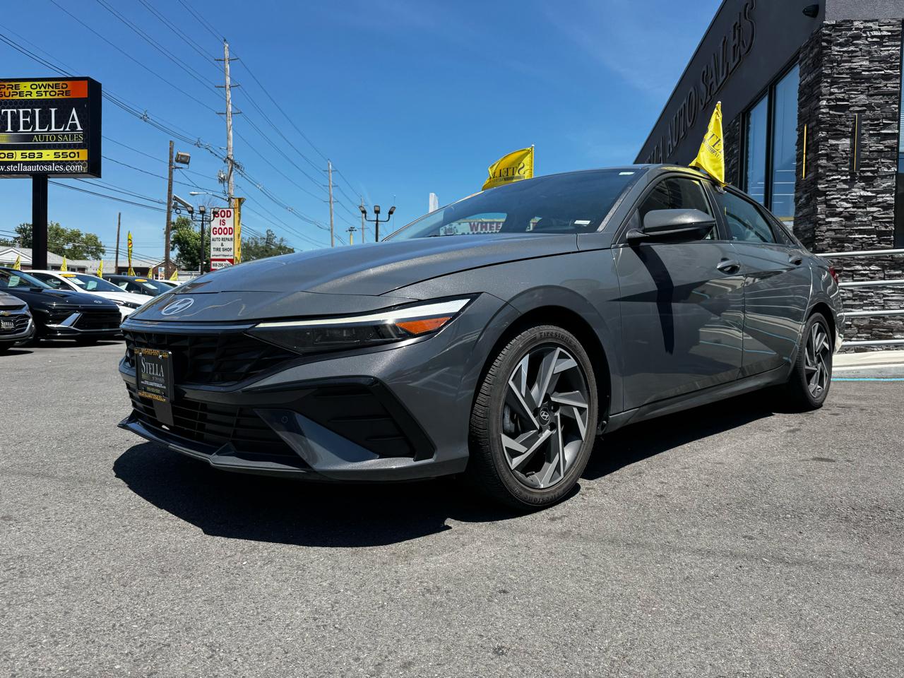 Hyundai Elantra Limited 2024
