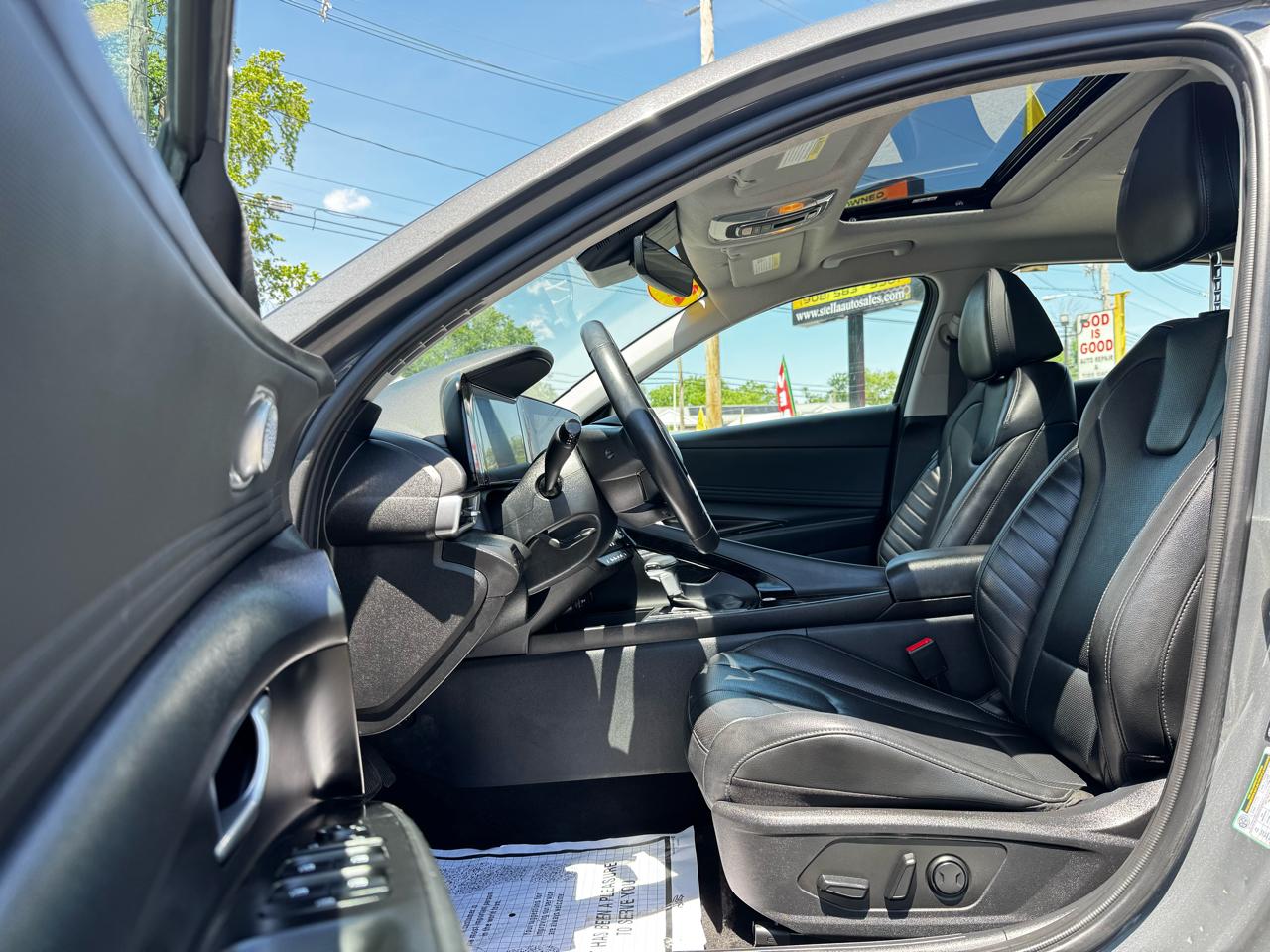 Hyundai Elantra Limited 2024